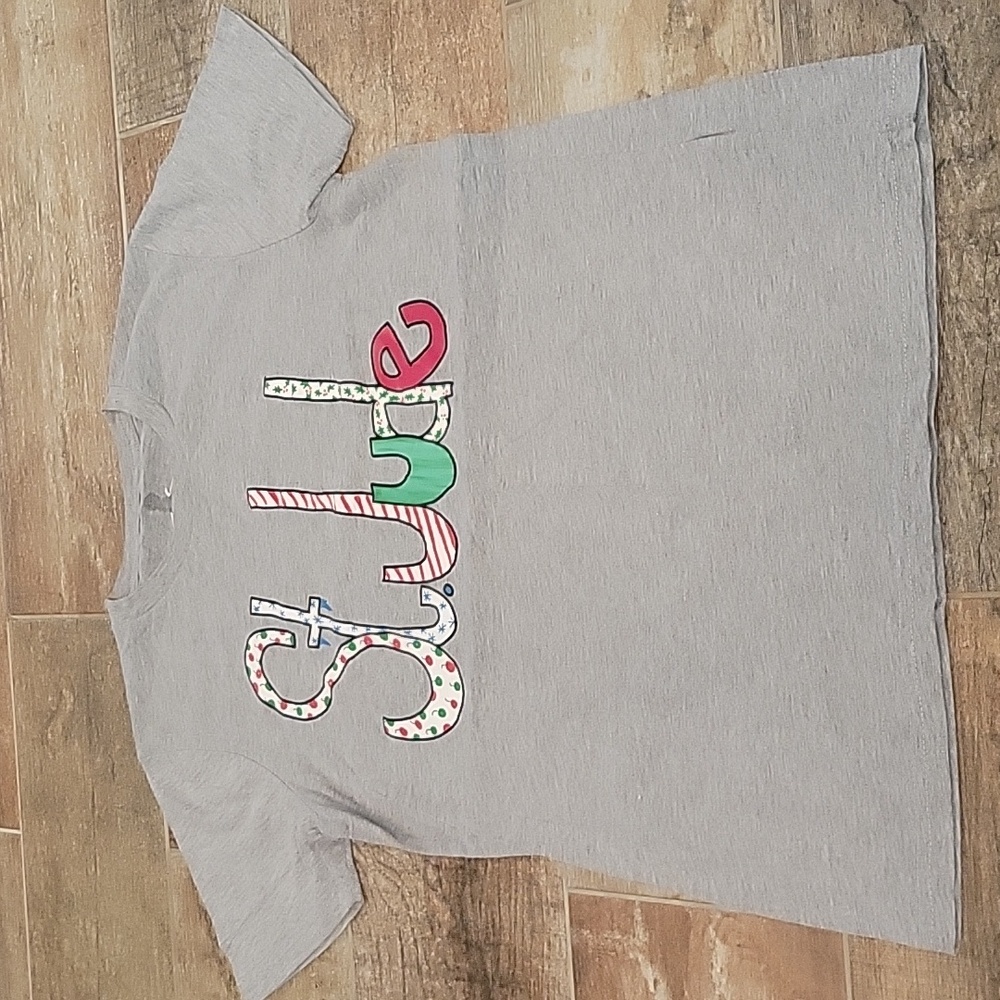 Womens Small St.Jude Christmas Charity T Shirt. EUC